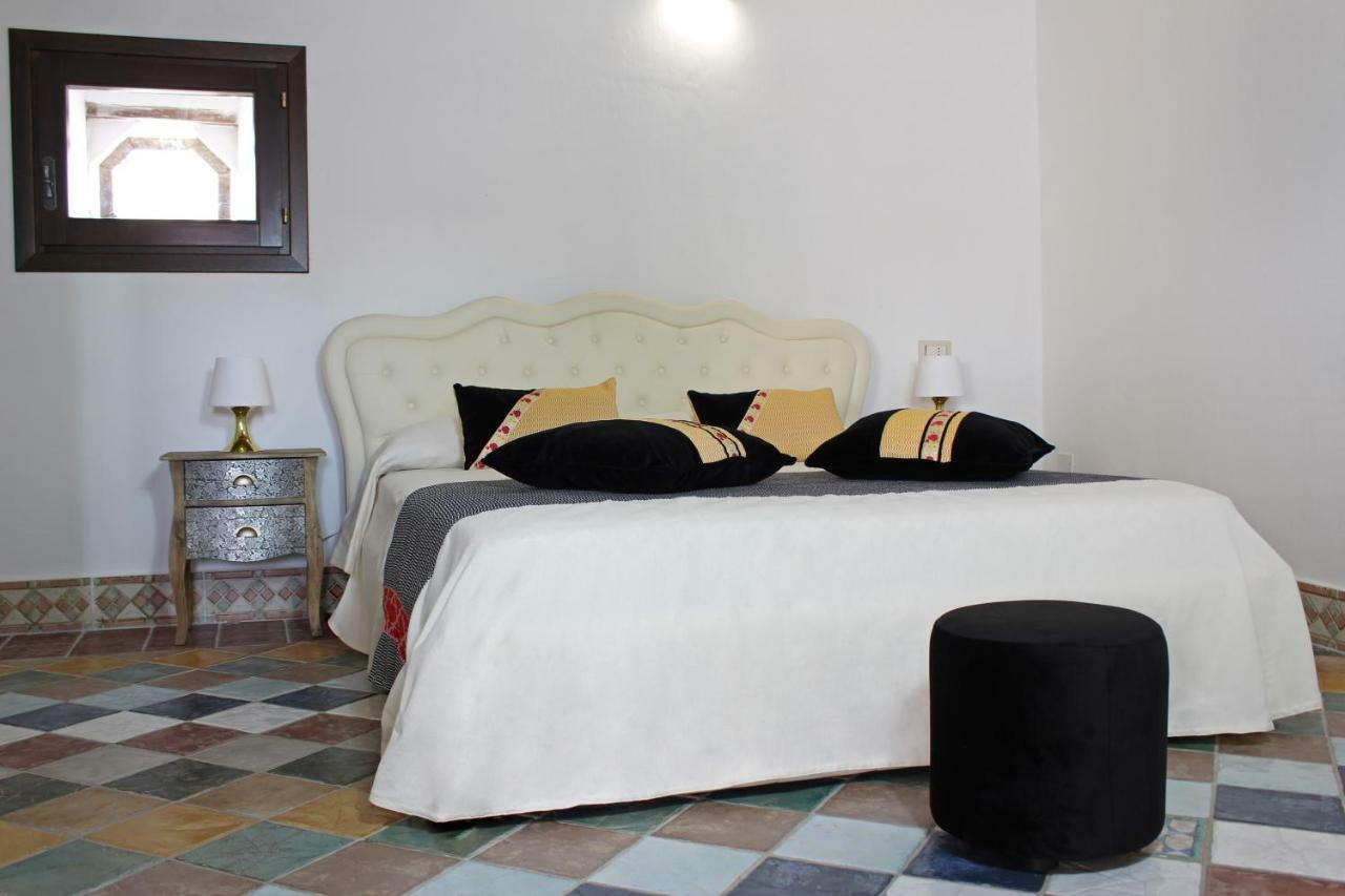Ogliastra Luxury Apartment - Ajpsardinia ตอร์โตลี ภายนอก รูปภาพ