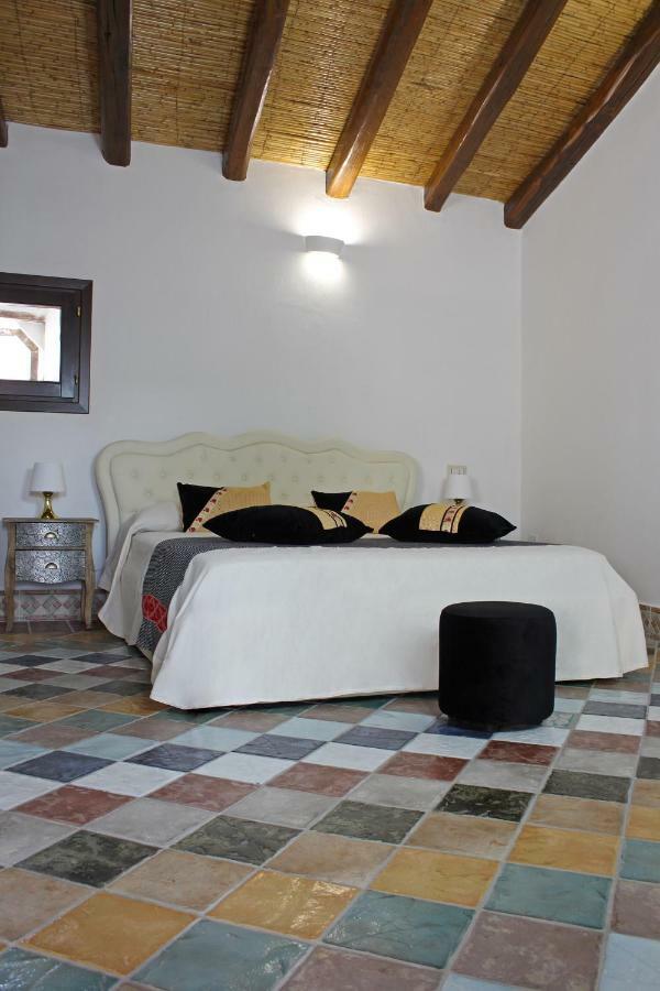 Ogliastra Luxury Apartment - Ajpsardinia ตอร์โตลี ภายนอก รูปภาพ